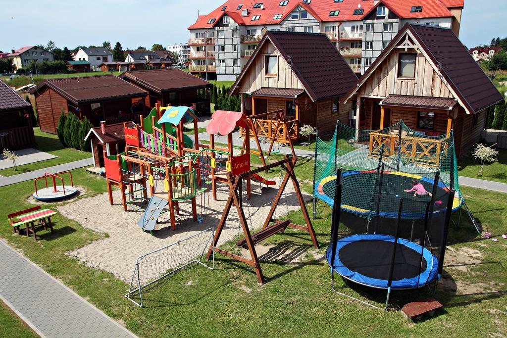 Domki Letniskowe Amelia Ustronie Morskie Bagian luar foto